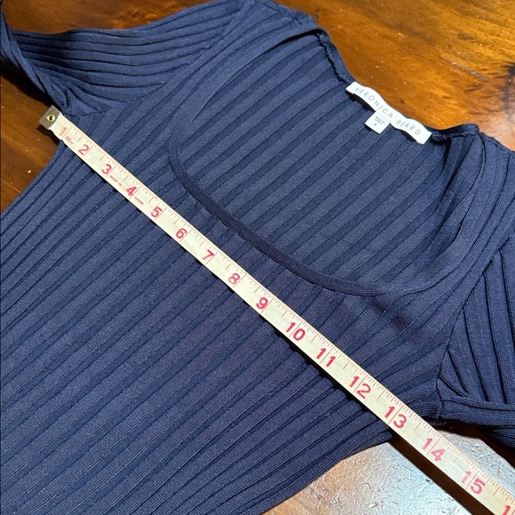 NEW VERONICA BEARD RIBBED LONG SLEEVE KNIT TOP🌸 - Picture 6 of 7